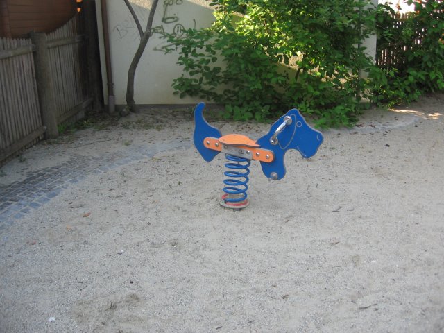 Grossansicht in neuem Fenster: Kinderspielplatz Mühlbachbogen 2