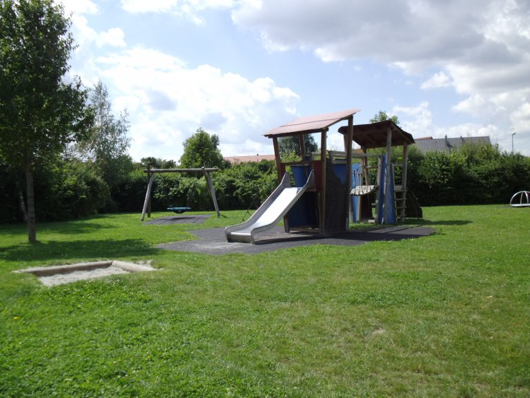 Grossansicht in neuem Fenster: Kinderspielplatz ATS1  3