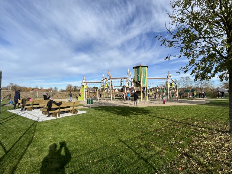 Spielplatz_Stadtbadstraße_1